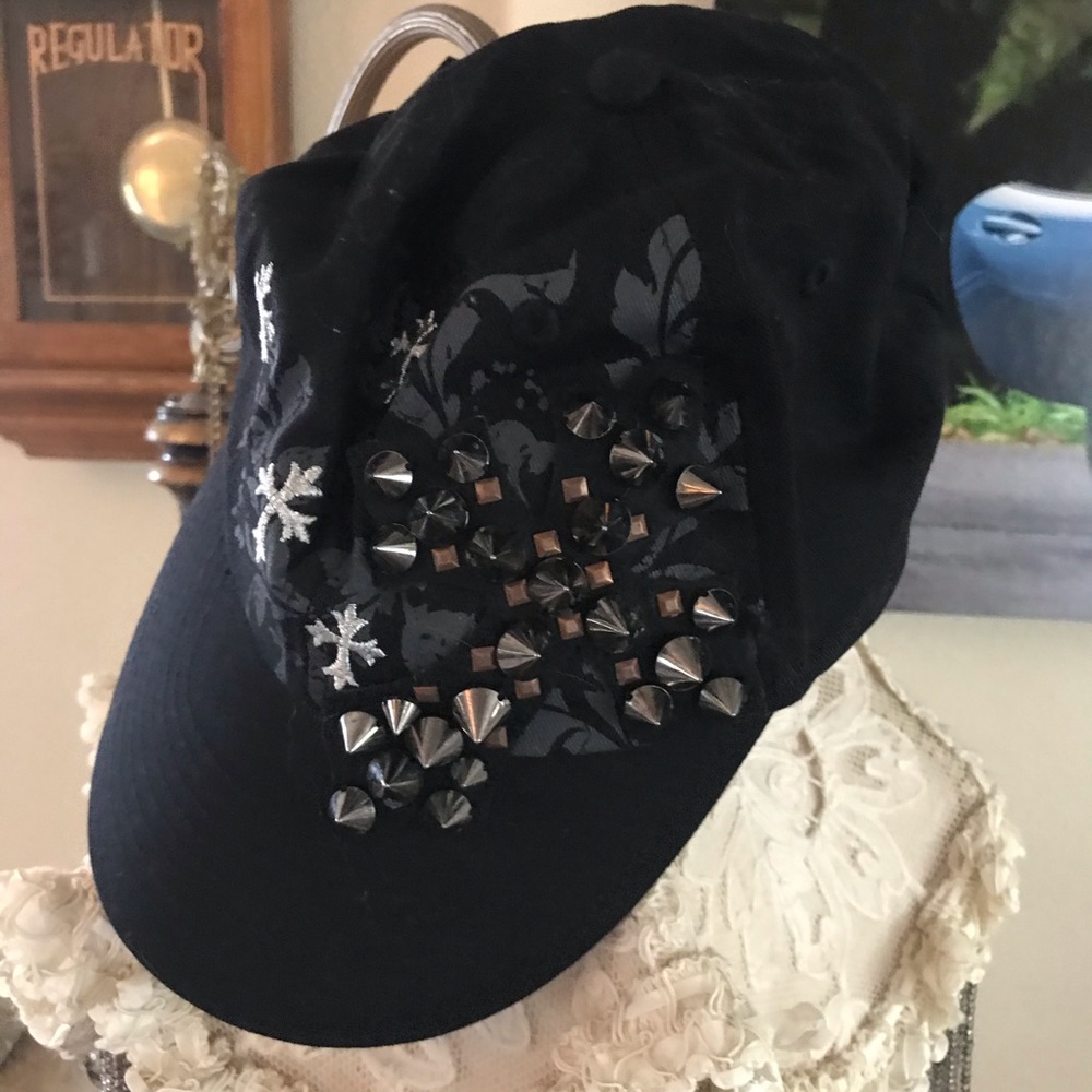 Baseball cap